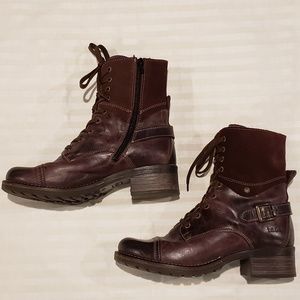 Womens Täõs lace up boots